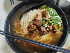 花溪牛腩汤粉-莫老爷·正宗桂林米粉(南油店)