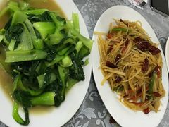 -YI PIN JU 一品居中餐厅 中国超市