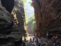 -龙潭大峡谷
