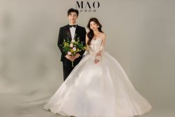-MAO亲爱的猫婚纱摄影工作室