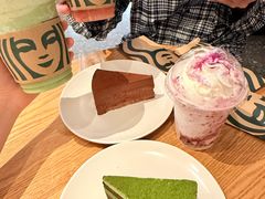 -星巴克臻选(周浦万达店)