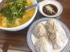 -笑来喜馄饨小笼工坊店(湖滨街店)