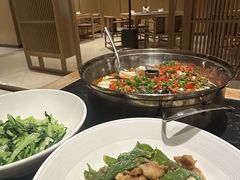 -鱼鲜饭香·招牌汽锅剁椒鱼头王