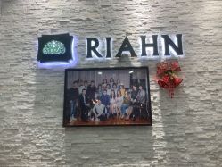 -韩国丽安形象设计