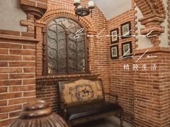 -塔道斯西餐厅(中央大街店)