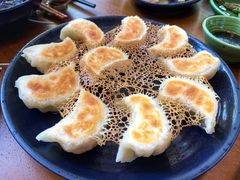 三鲜锅贴-君悦酒店·1881·北京烤鸭