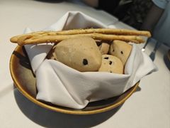 -Erman岩烧牛排(虹桥南丰城店)