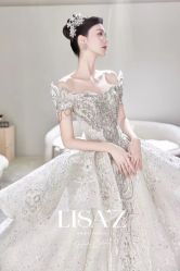 -Renee芮亦婚纱(原丽莎)
