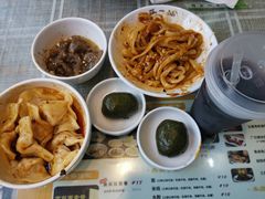 -正一涵老味道名小吃(广汉总店)