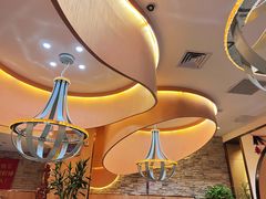 -樾餐厅泰式海鲜火锅(民歌湖店)