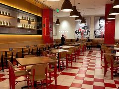 -城市大道红炉披萨烘焙坊