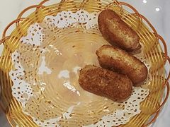 -何师傅美蛙鱼头(汉街店)