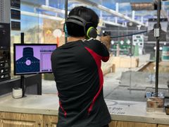 -都市枪神实弹射击俱乐部