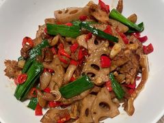 -艳阳天·非遗楚菜(武汉客厅店)