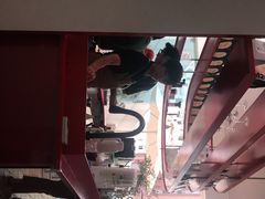 -UNI UNI(环亚凯瑟琳店)