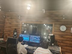 -清晨录音棚(光大会展中心旗舰店)