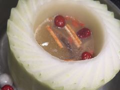 -得意咚瓜·顺德鱼生·冬瓜火锅(深圳首店)