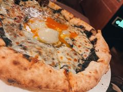 黑松露披萨-IL TEATRO 精品意大利餐厅