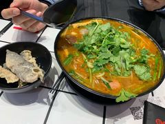 -肥汁米蘭香港米线(长宁来福士店)