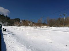 -亚布力新体委滑雪场