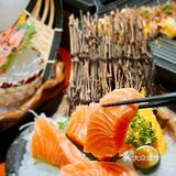 魔都打卡🆕新地标‼️伊秀惊世料理来周浦！还有1元抢寿司🍣