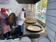 自助取餐区-草桥清真牛肉锅贴扁食店