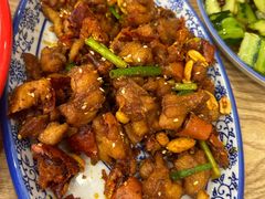 -江城燕子大排档(江汉路步行街店)