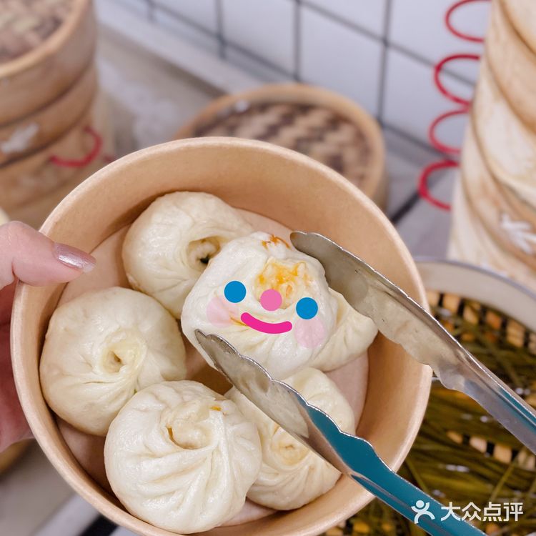 成都夜包子！排队3小时也要吃！