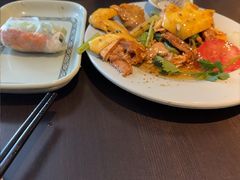 -大头虾越式风味餐厅(光明广场店)