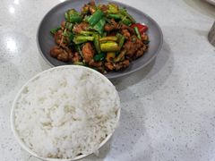 -新威港式茶餐厅(松岗天虹店)