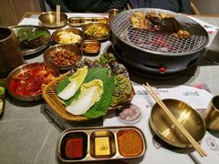 -草家酱蟹炭火烤肉店(珲春南路一店)