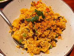 咖喱菠萝炒饭-About Bistro關於·泰式家庭料理