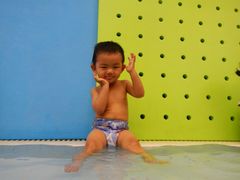 -龙格亲子游泳•水育早教运动中心