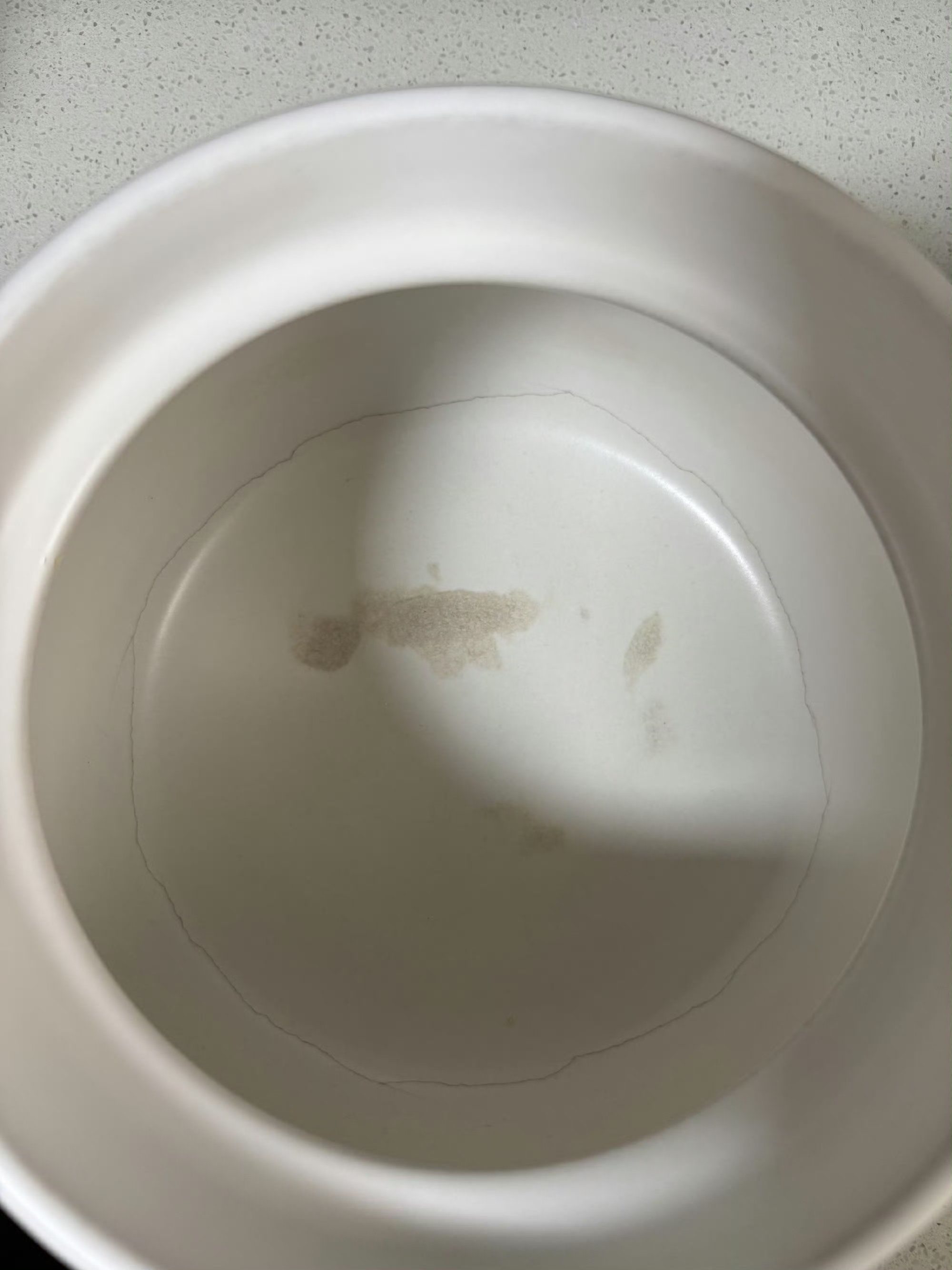 创作者赏金计划好尴尬,砂锅底看着有一圈裂纹,摸不