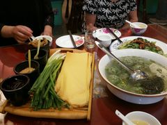 -赵记煎饼卷大葱(东岳店)