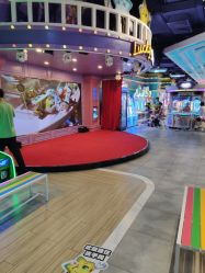 -LuckyStar幸运星家庭娱乐中心(东莞国贸店)