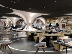 -钟书阁(珍园店)