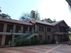 -香港大学