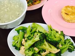 西兰花-华中科技大学百景园(三楼酒店)
