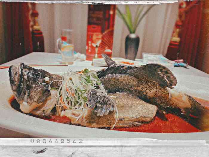 红顶食府(滨湖九号店)-"套餐还可以,包括图一的超级大油条哈哈哈,.