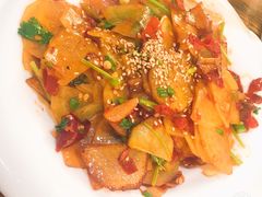 -聚黔堂凯里酸汤鱼美食店