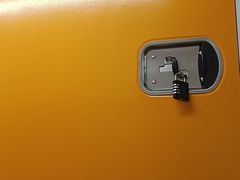 -安东易迷你自助仓储寄存仓库(顾戴路店)