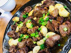 -老东镇啤酒屋海鲜加工·蒸汽海鲜·海鲜烧烤(台东店)