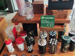 零售区-星巴克臻选(广州二沙岛文立方店)