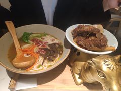 -百春原湖南牛肉粉(百联世纪店)