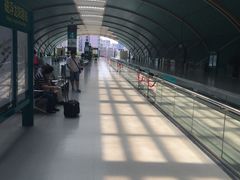 -龙阳路磁悬浮列车总站-停车场