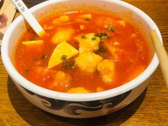 -渝是乎酸菜鱼·川渝小炒(新世界百货望京店)