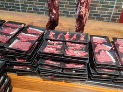 -潮牛宴·鲜牛肉自助火锅烤肉(龙岩新罗万达店)