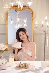 -onlygirl摄影美学馆高端定制(江滩店)