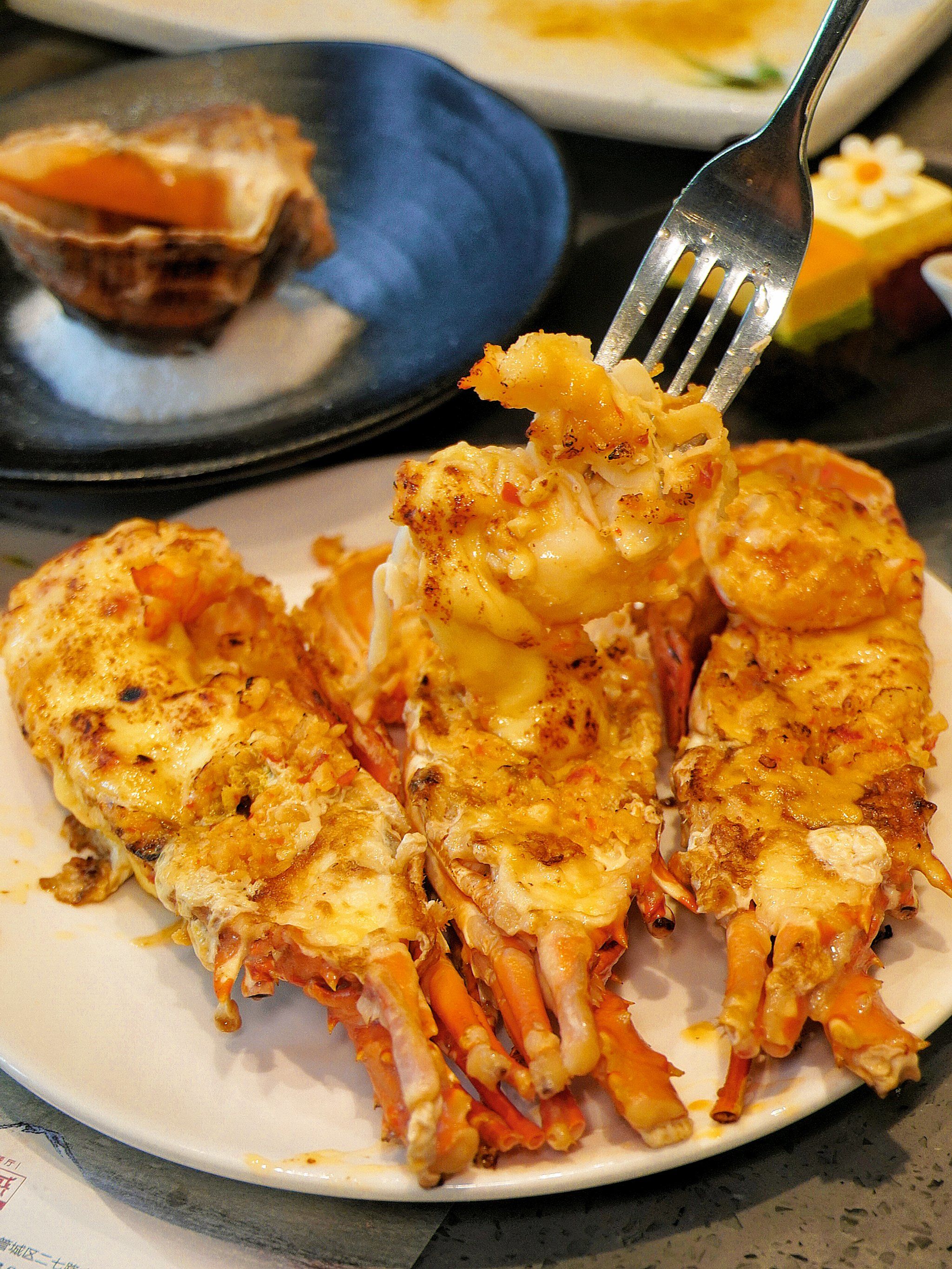 这次和朋友来到"铁板诱惑法式铁板烧",真的体验到了极致铁板烧的乐趣!